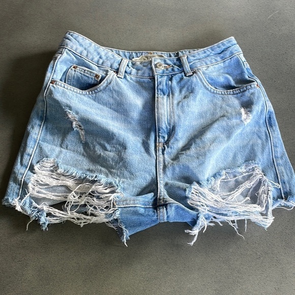 Topshop Pants - Topshop moto mom very high waisted distressed jeans shorts